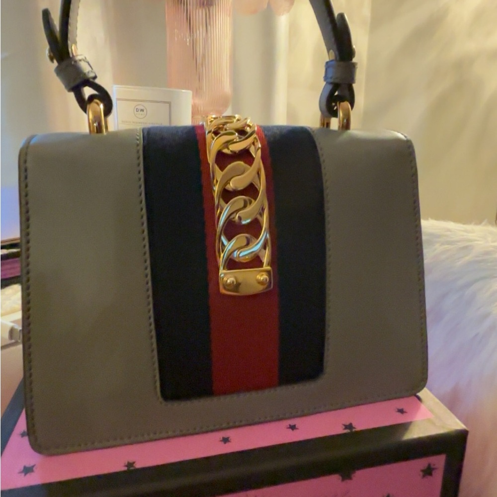 Gucci Handbag - Picture 3 of 5